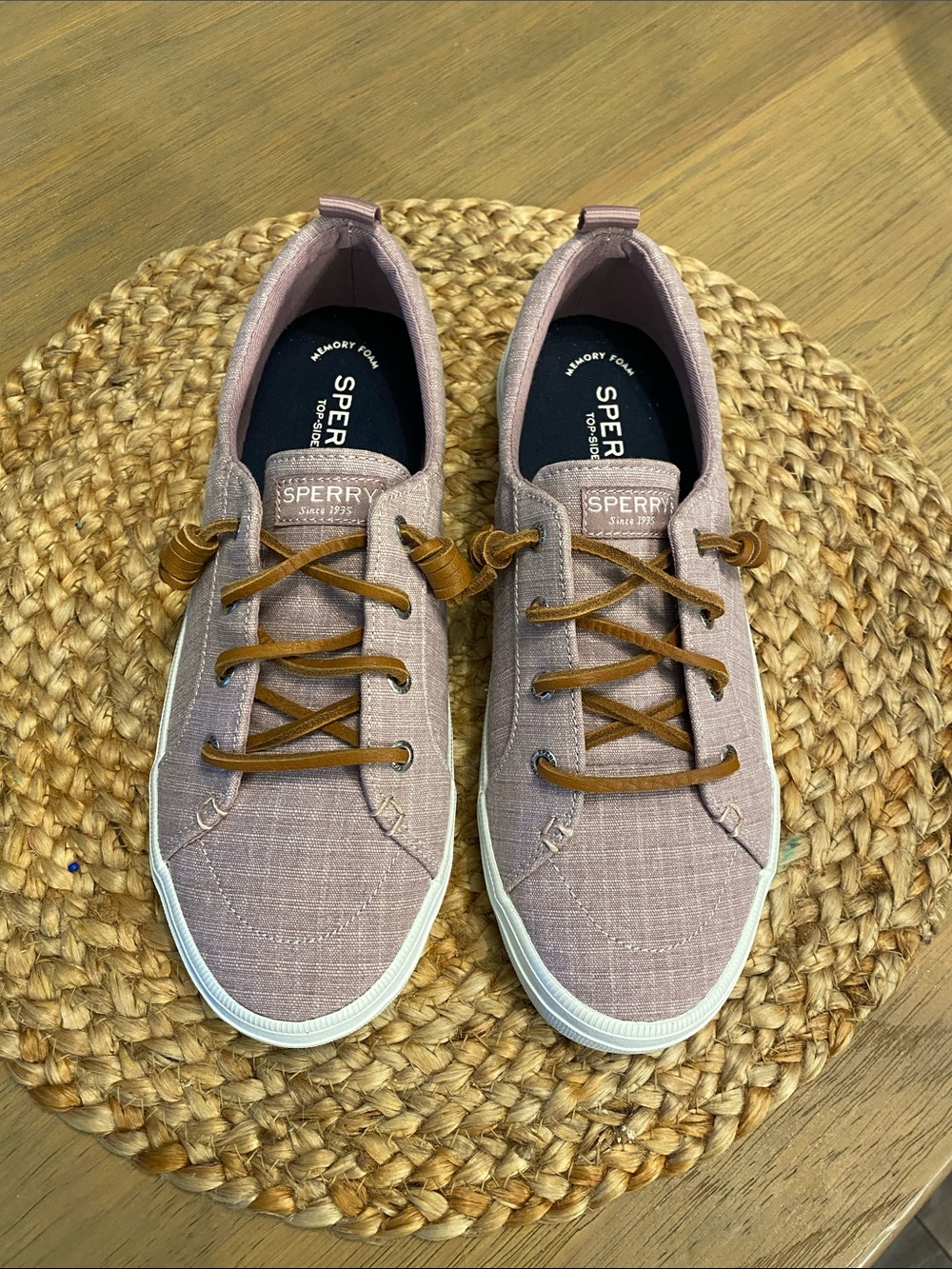 Sperry Women’s Dusty Pink Canvas Low-Top Sneakers with Brown Laces